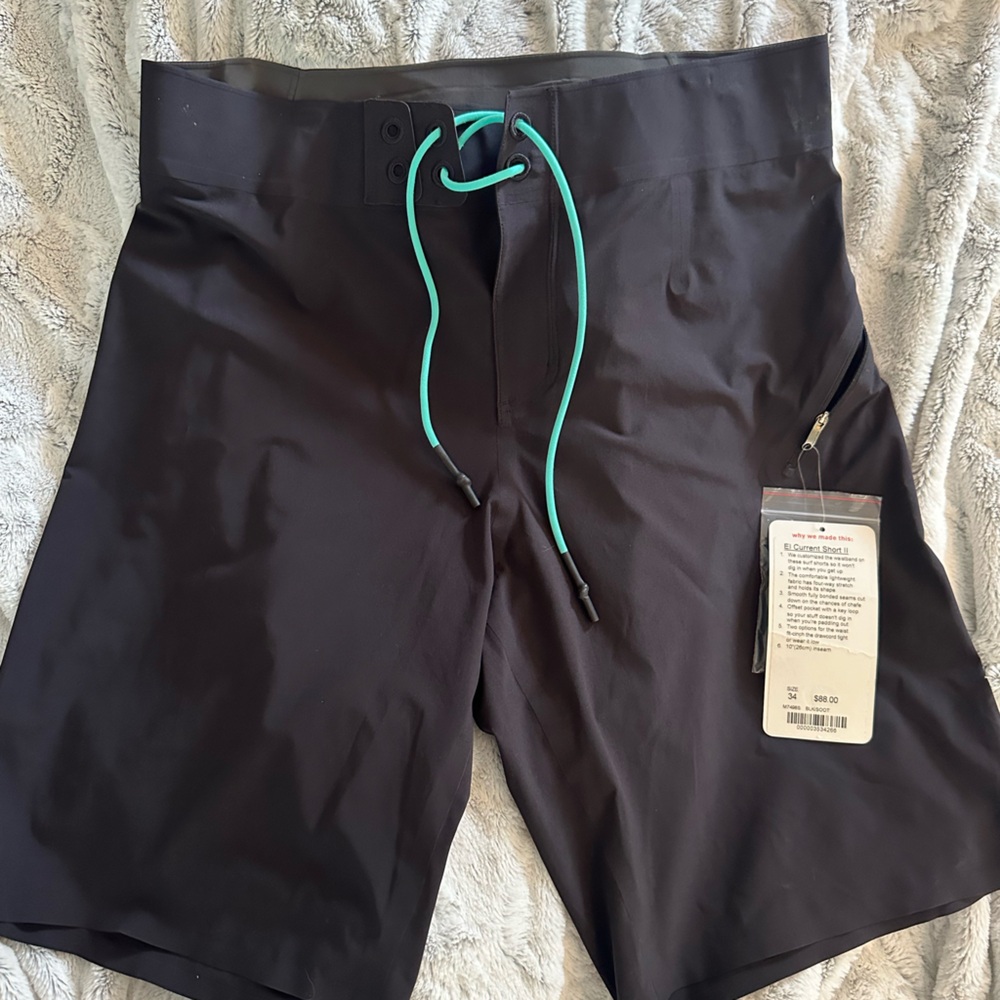 NWT lululemon El Current 10"inseam board shorts, Sz 34